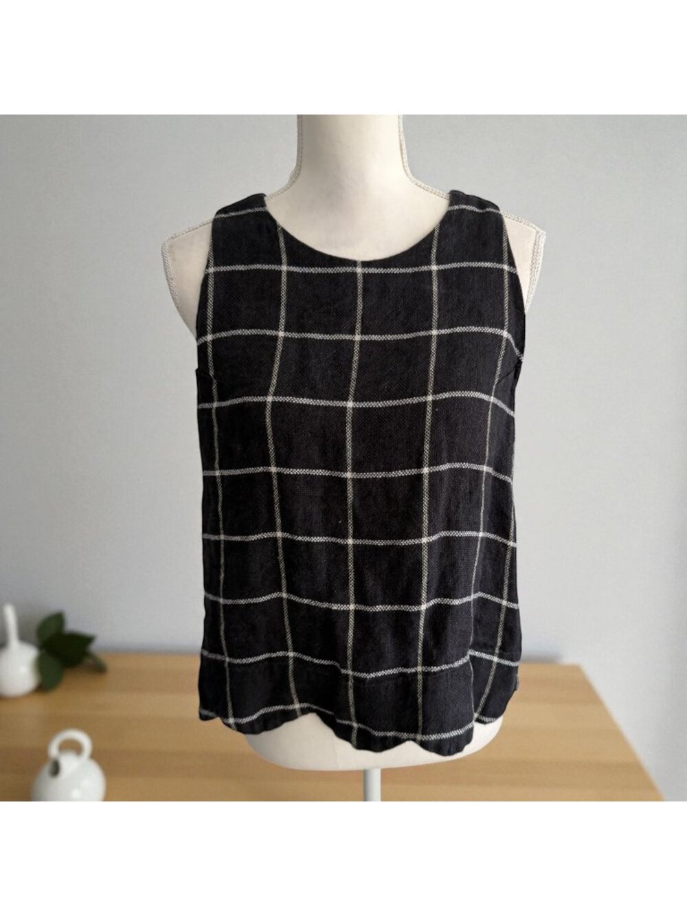LISA MARIE FERNANDEZ Plaid Gray 100% Linen Button Sleeveles Shift Top Sz 3 US6-8